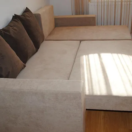 Pedetti Apartman شقة بالاتونفوريد