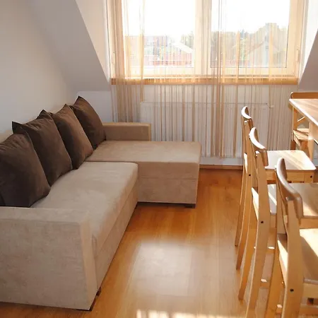 Pedetti Apartman شقة